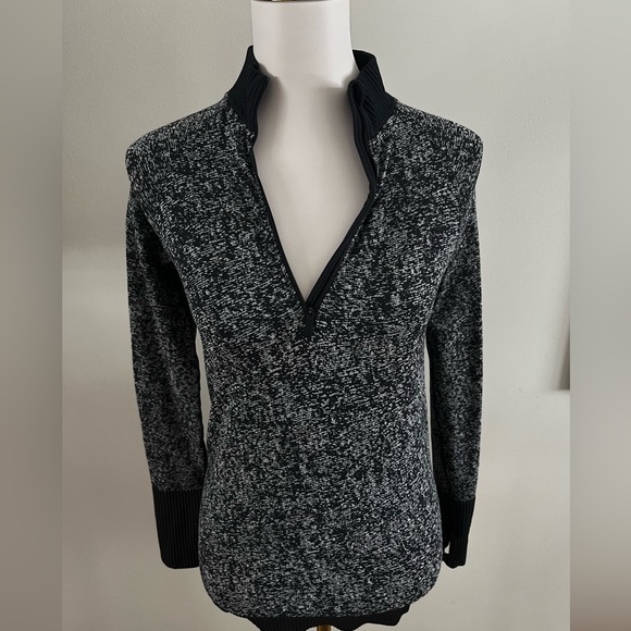 lululemon athletica Tops - Lululemon Womens Rest Less 1/2 Half Zip Pullover Top womens 0